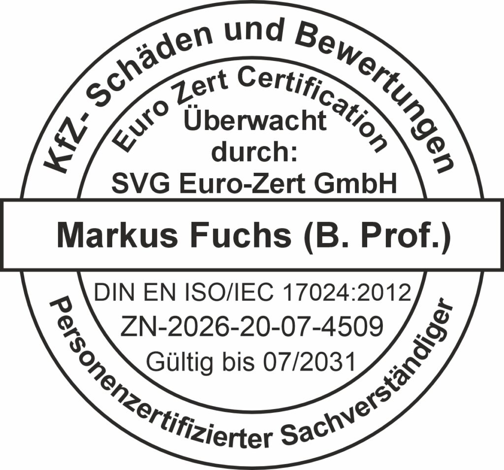 Euro-Zert-Stempel von Markus Fuchs, personenzertifizierter Sachverständiger für Kraftfahrzeugschäden und -bewertung